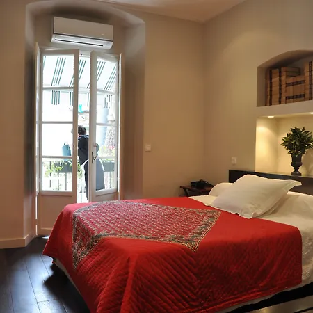 Hotel Central Bastia 3*