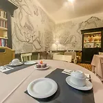 فندق Hotel Central Bastia 3*