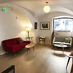 Hotel Central Bastia فندق باستيا