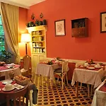 Hotel Central Bastia فندق باستيا