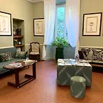 Hotel Central Bastia باستيا