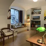 Hotel Central Bastia فندق باستيا
