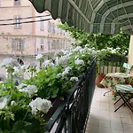 Hotel Central Bastia 3* باستيا