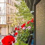 فندق Hotel Central Bastia 3*