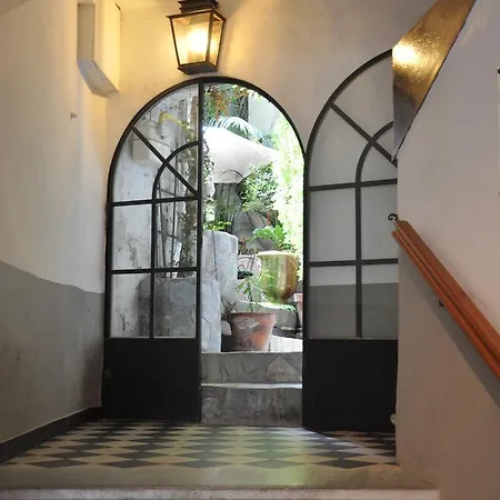 Hotel Central Bastia 3* Μπαστιά