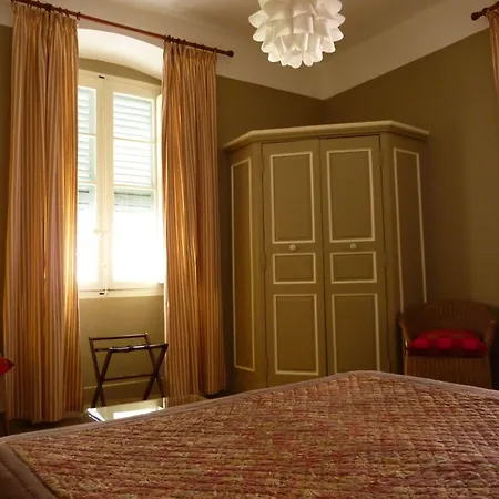 Hotel Central Bastia 3* باستيا