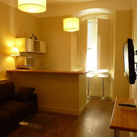 Hotel Central Bastia Otel Bastiya