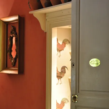 オテル サントラル バスティア 3*