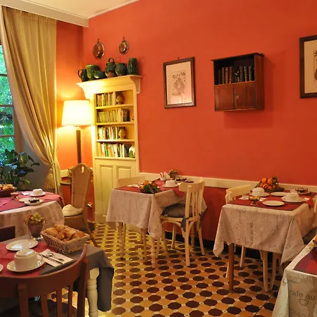 Hotel Central Bastia Otel Bastiya