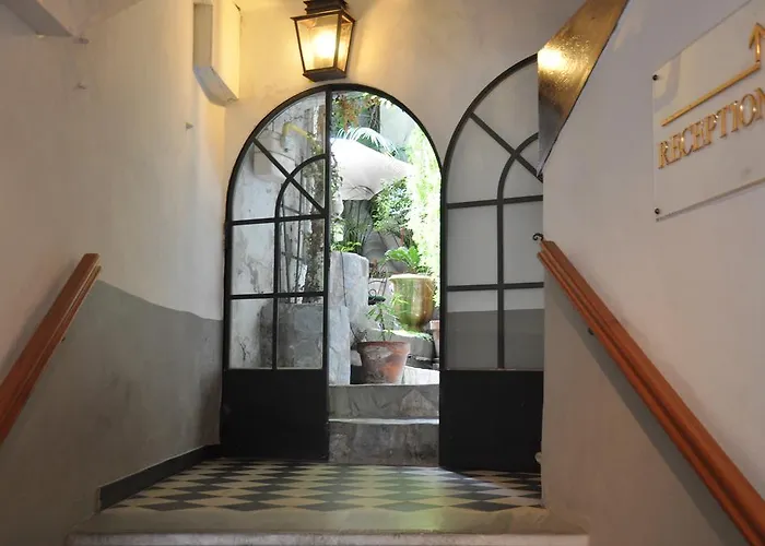 Hotel Central Bastia 3* Bastia (Corsica)