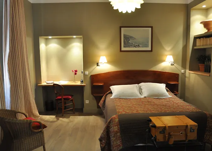 Hotel Central Bastia 3*