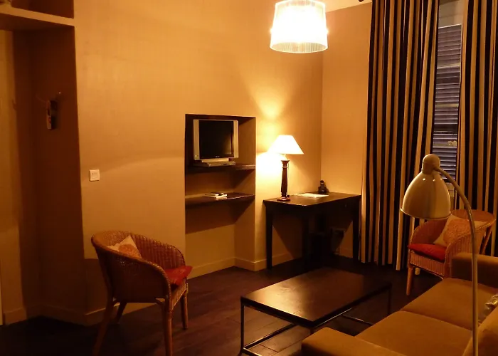 オテル サントラル バスティア ホテル 3*