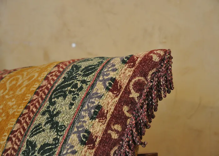 ホテル オテル サントラル バスティア 3*